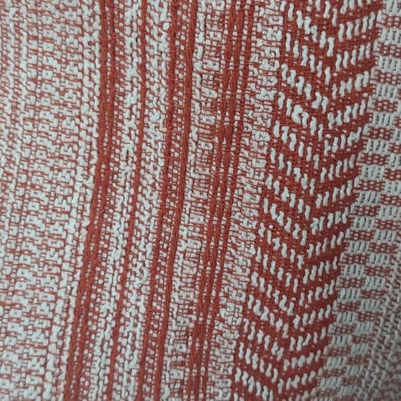 Banana Republic Terra Cotta Textured Fabric Fully Lined Skirt. Size 4 - Picture 6 of 9